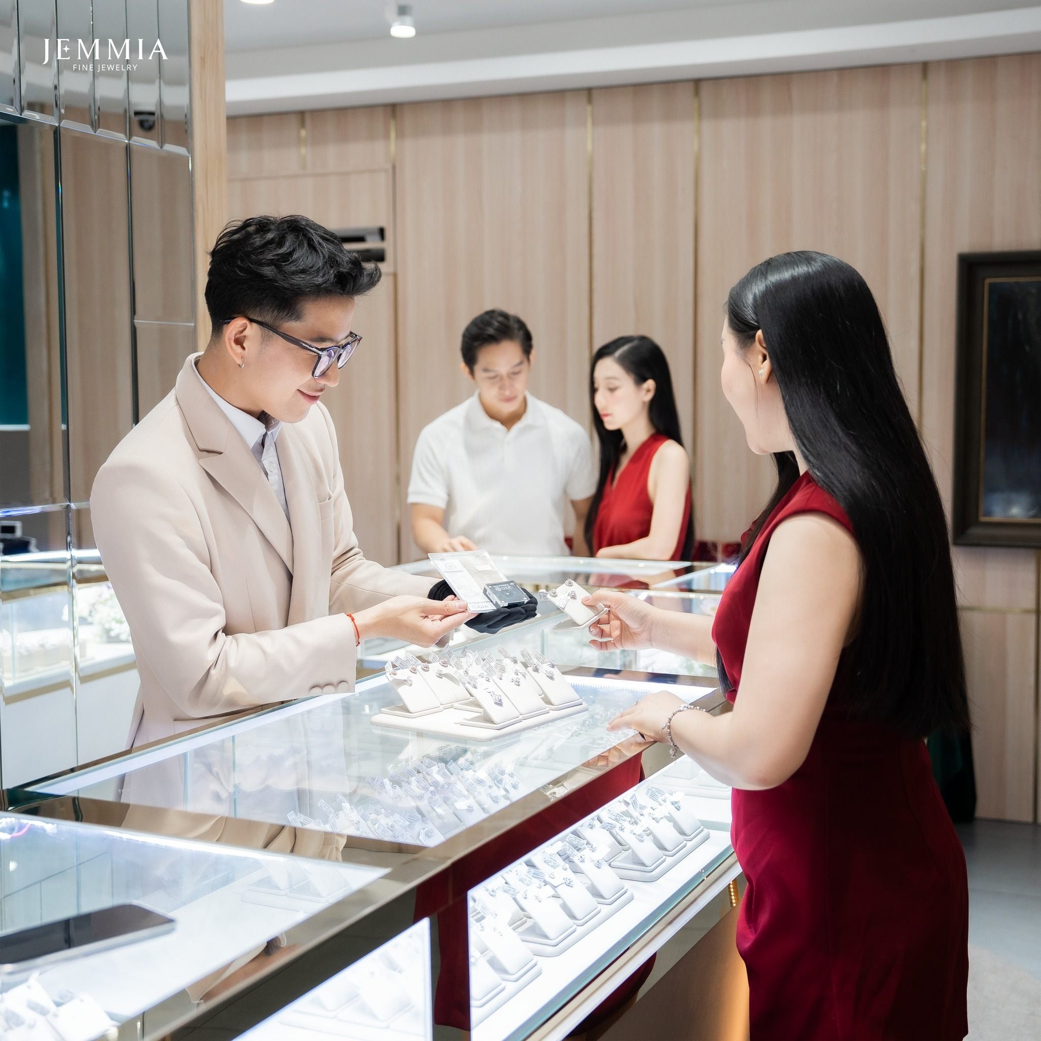Jemmia - Địa chỉ mua kim cương uy tín