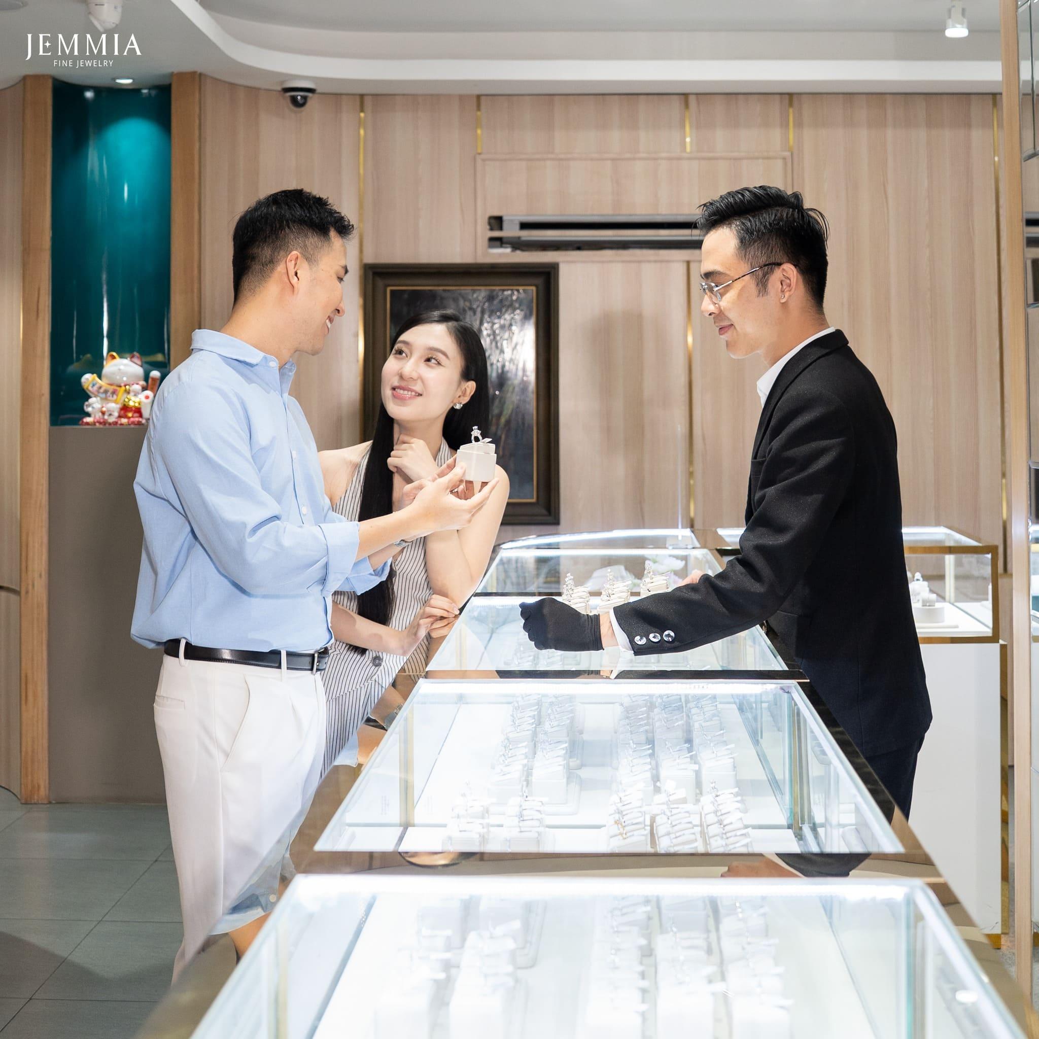 Jemmia - địa chỉ mua kim cương uy tín