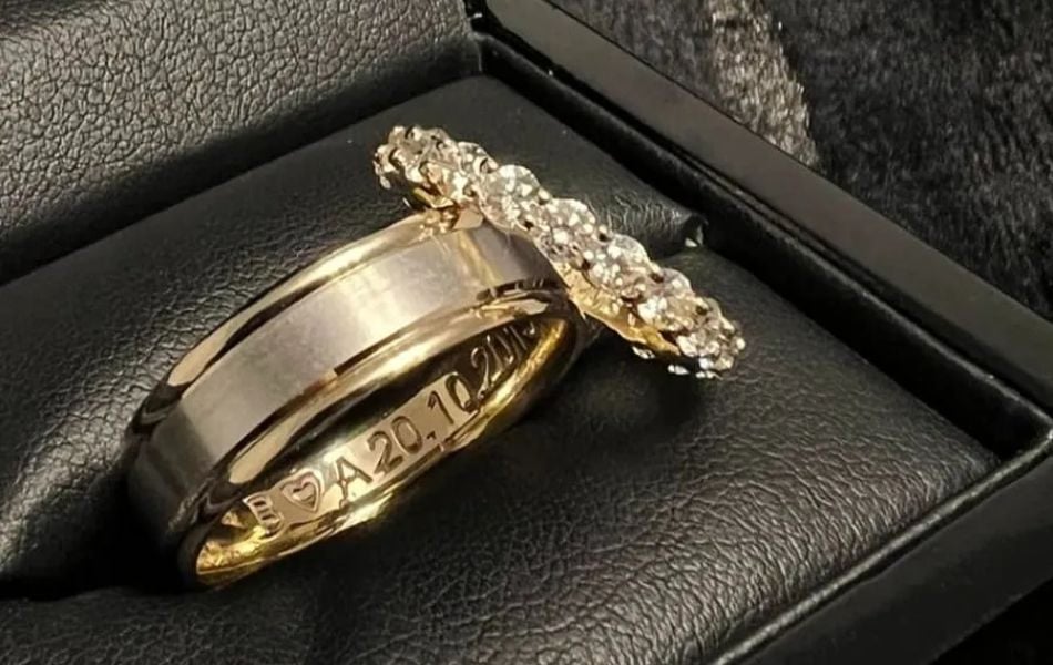 Quy trình và công nghệ khắc nhẫn cưới chuyên nghiệp