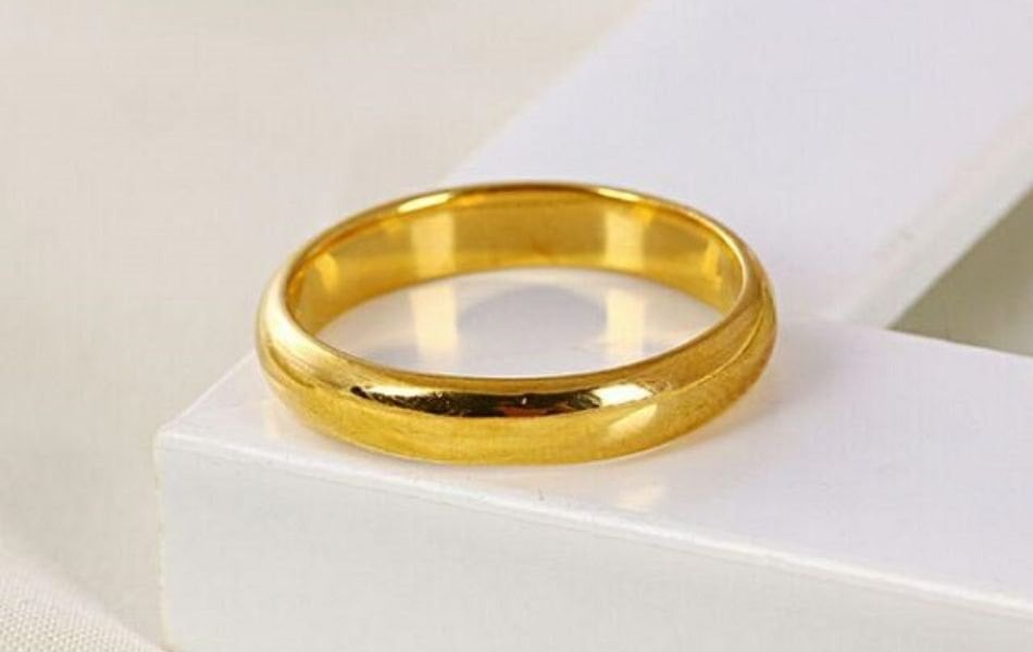 Nhẫn vàng 18K trơn bóng