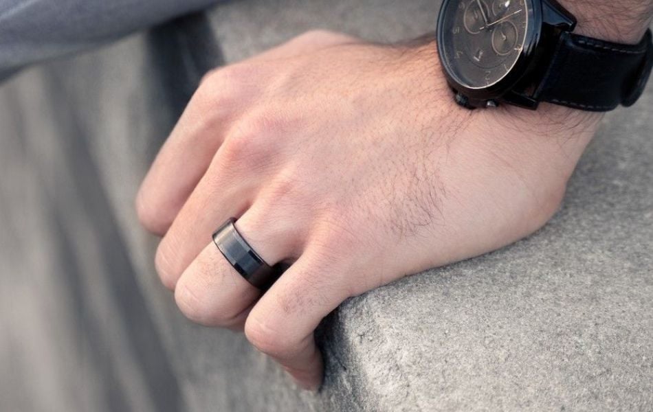 Xu hướng nhẫn nam trơn 2026