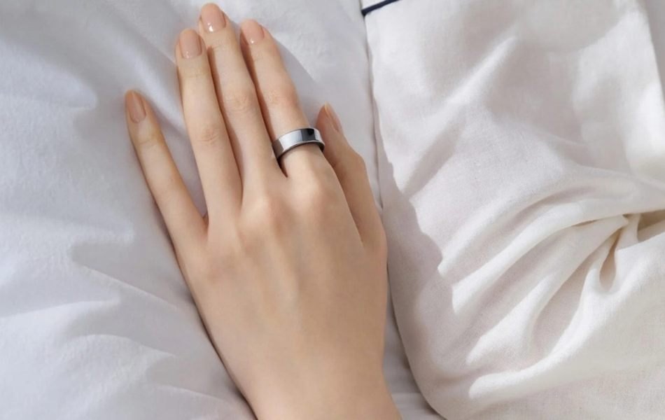 Nhẫn bạc là biểu tượng của thuần khiết và trong sáng