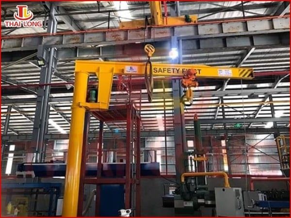 Cầu trục phòng nổ và yêu cầu an toàn trong ngành dầu khí