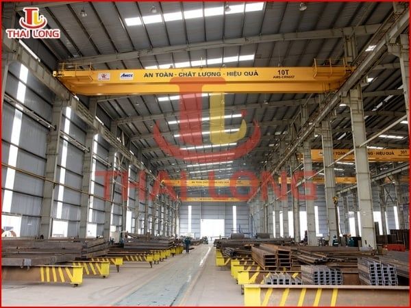 Ứng dụng cầu trục phòng nổ từ kho cảng dầu khí đến giàn khoan