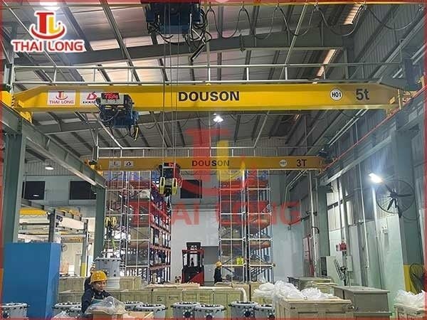 Nguyên nhân khiến cầu trục dầm đơn bị rung lắc khi vận hành