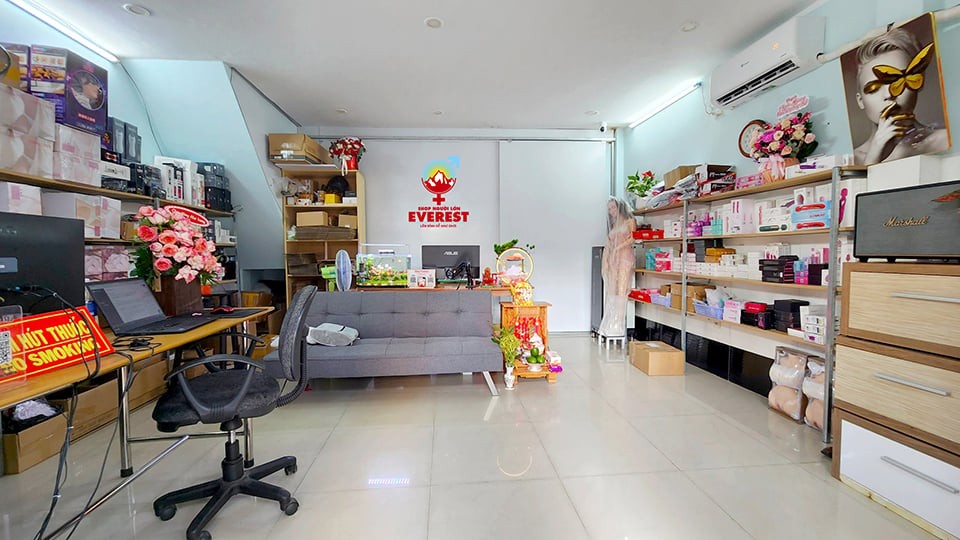 Shop Everest chuyên bán đồ chơi người lớn uy tín tại TP.HCM và trên toàn quốc