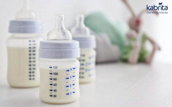 Khi nào nên cho trẻ sinh non uống sữa công thức