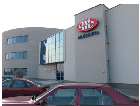 nha may Mlekovita Ba Lan