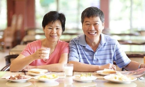 nguoi lon tuoi co he tieu hoa kem