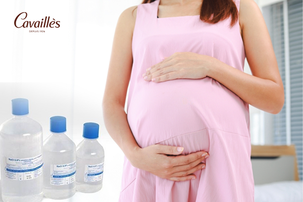 Bà bầu có nên vệ sinh vùng kín bằng nước muối?