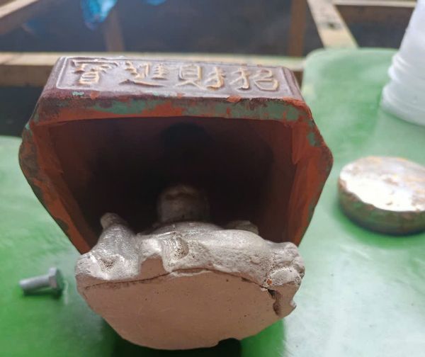 Lồng tượng cũ vào tượng mới