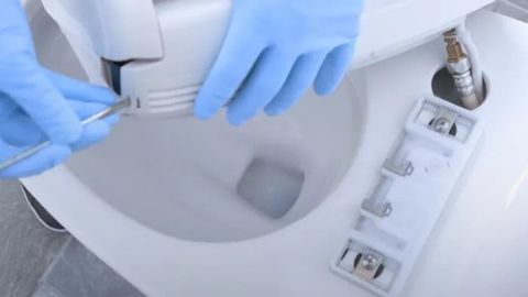 Bước 6: Thay thế hộp lọc khử mùi