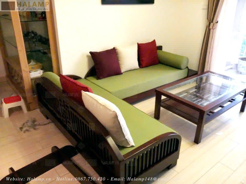 sofa góc thiết kế theo phong cách grand bois đệm màu xanh lá