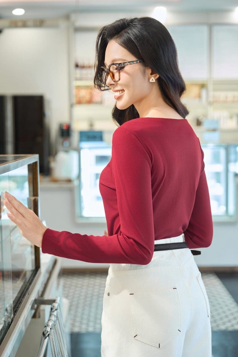 quần trắng phối với áo màu gì nữ