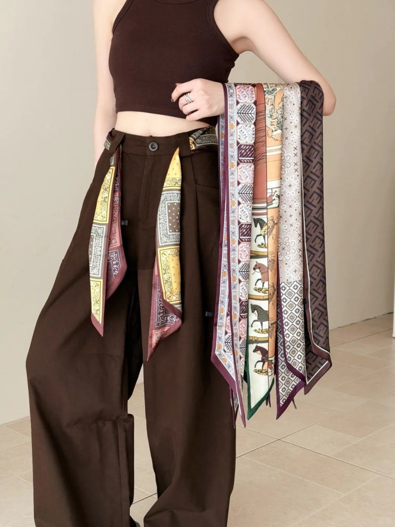 cách thắt khăn với ao sơ mi