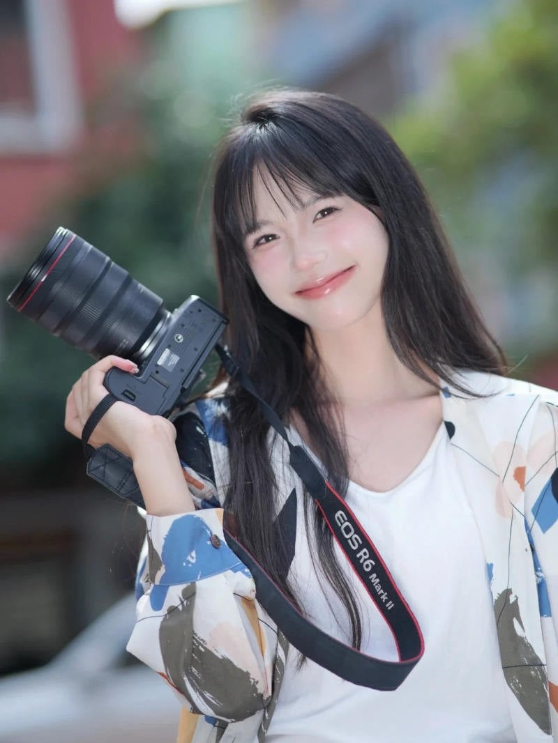 Nụ cười tỏa nắng cùng bạn diễn