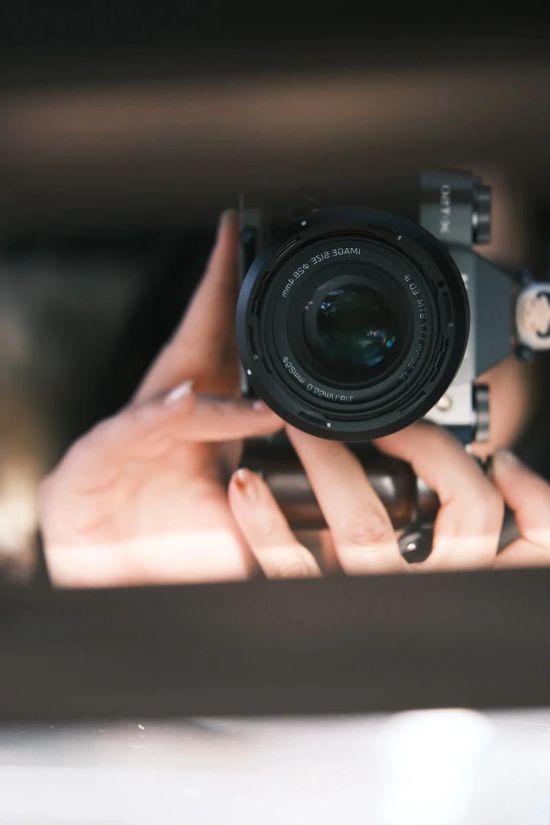 Selfie phản chiếu nghệ thuật