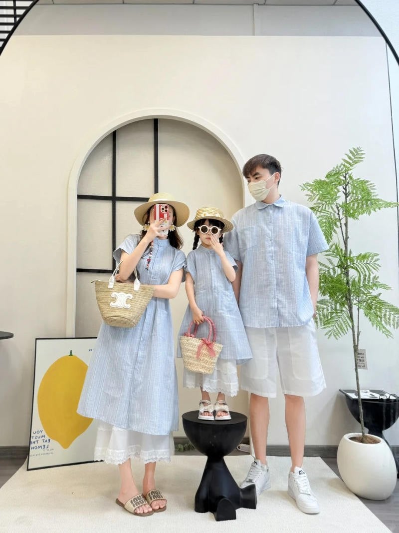 Áo gia đình đi biển