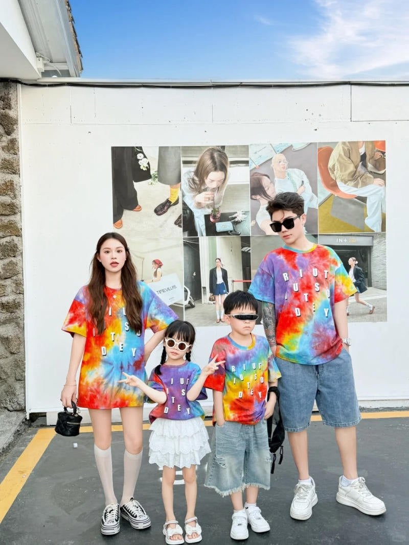 Áo gia đình đi biển