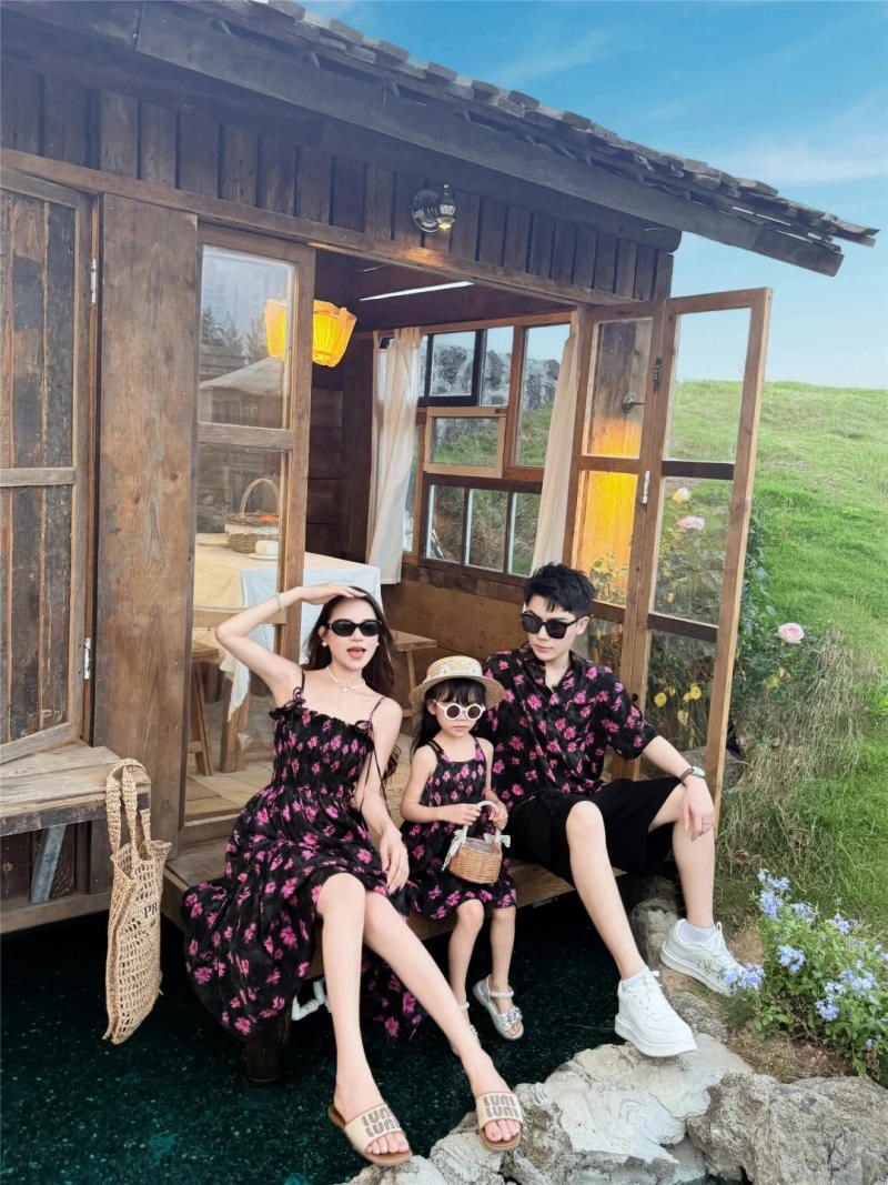 Gợi Ý Phối Đồ Sành Điệu Cùng Áo Thun Gia Đình