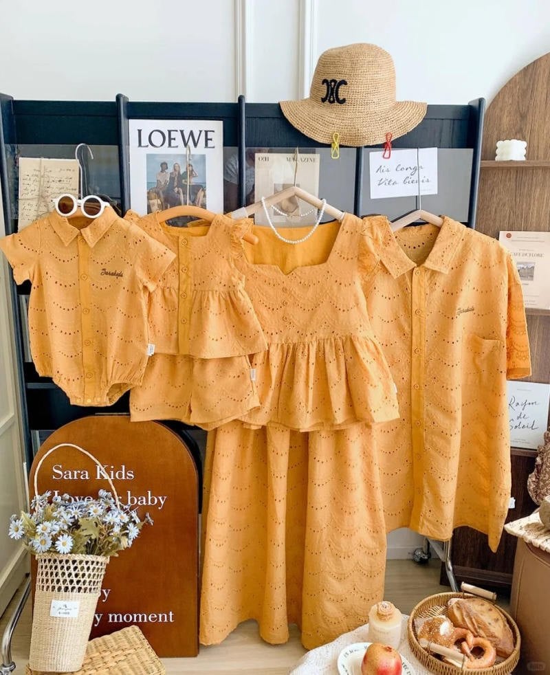 Gợi Ý Phối Đồ Sành Điệu Cùng Áo Thun Gia Đình