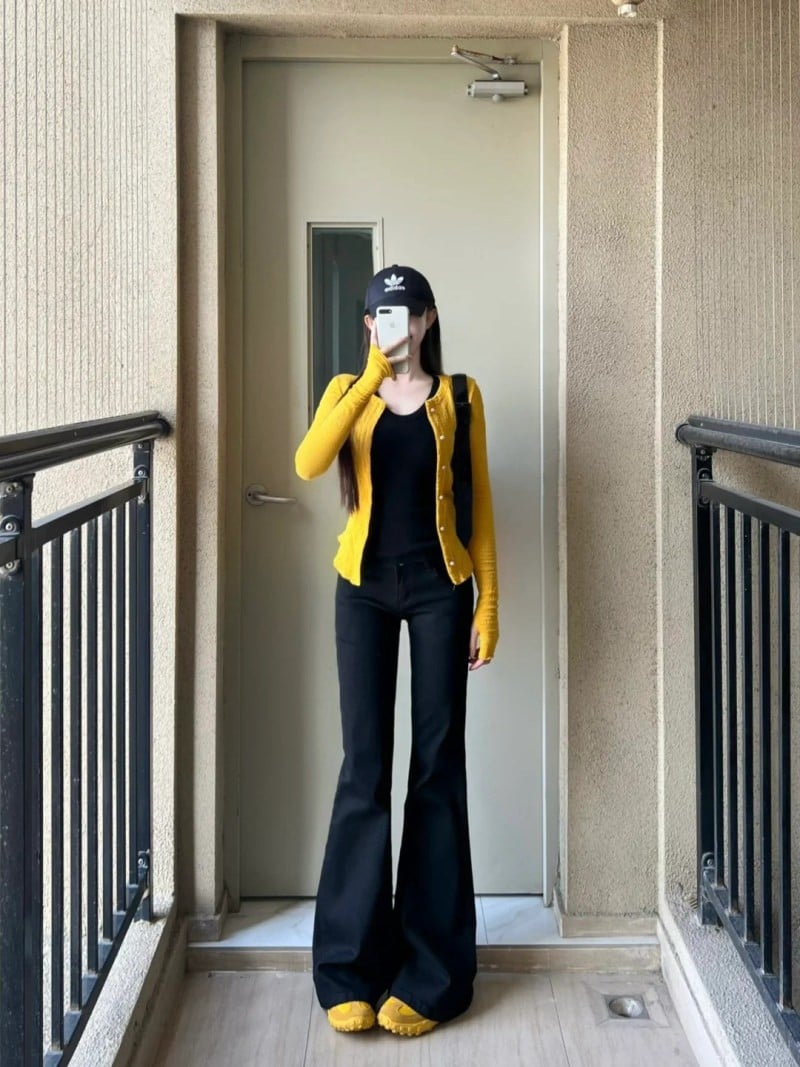 màu vàng hợp với màu gì