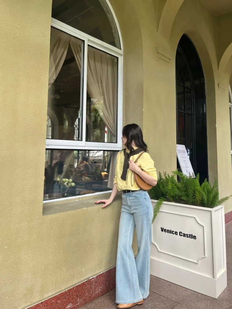 màu vàng hợp với màu gì