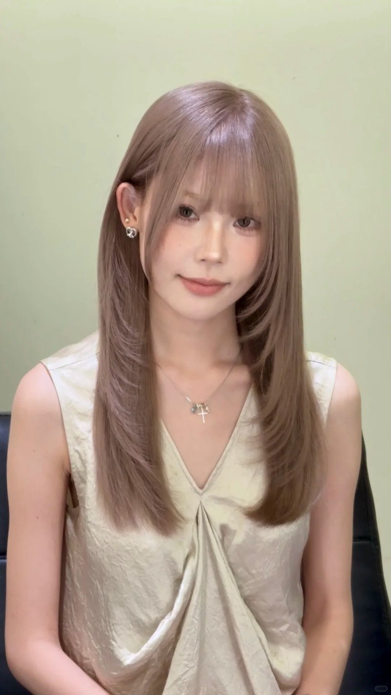 tóc màu nâu trà sữa xám khói