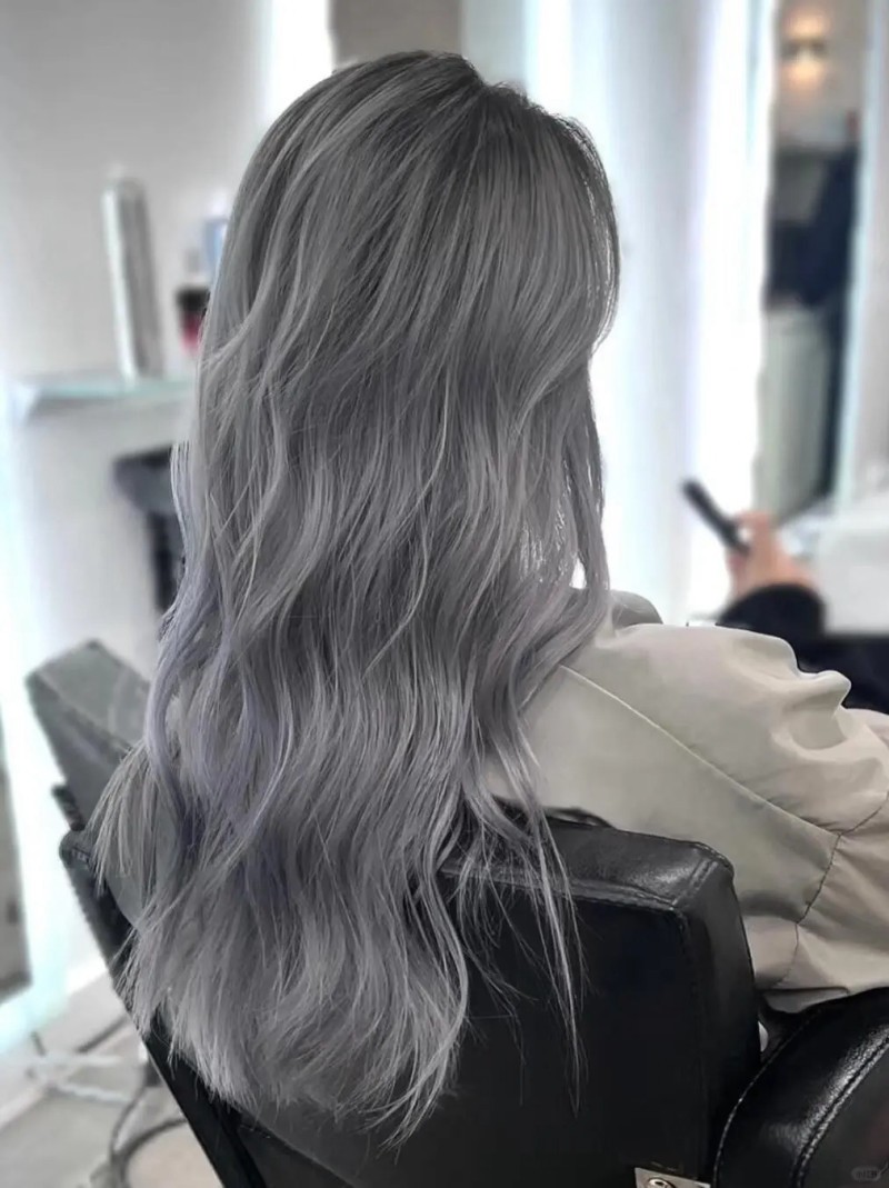 tóc màu nâu trà sữa xám khói