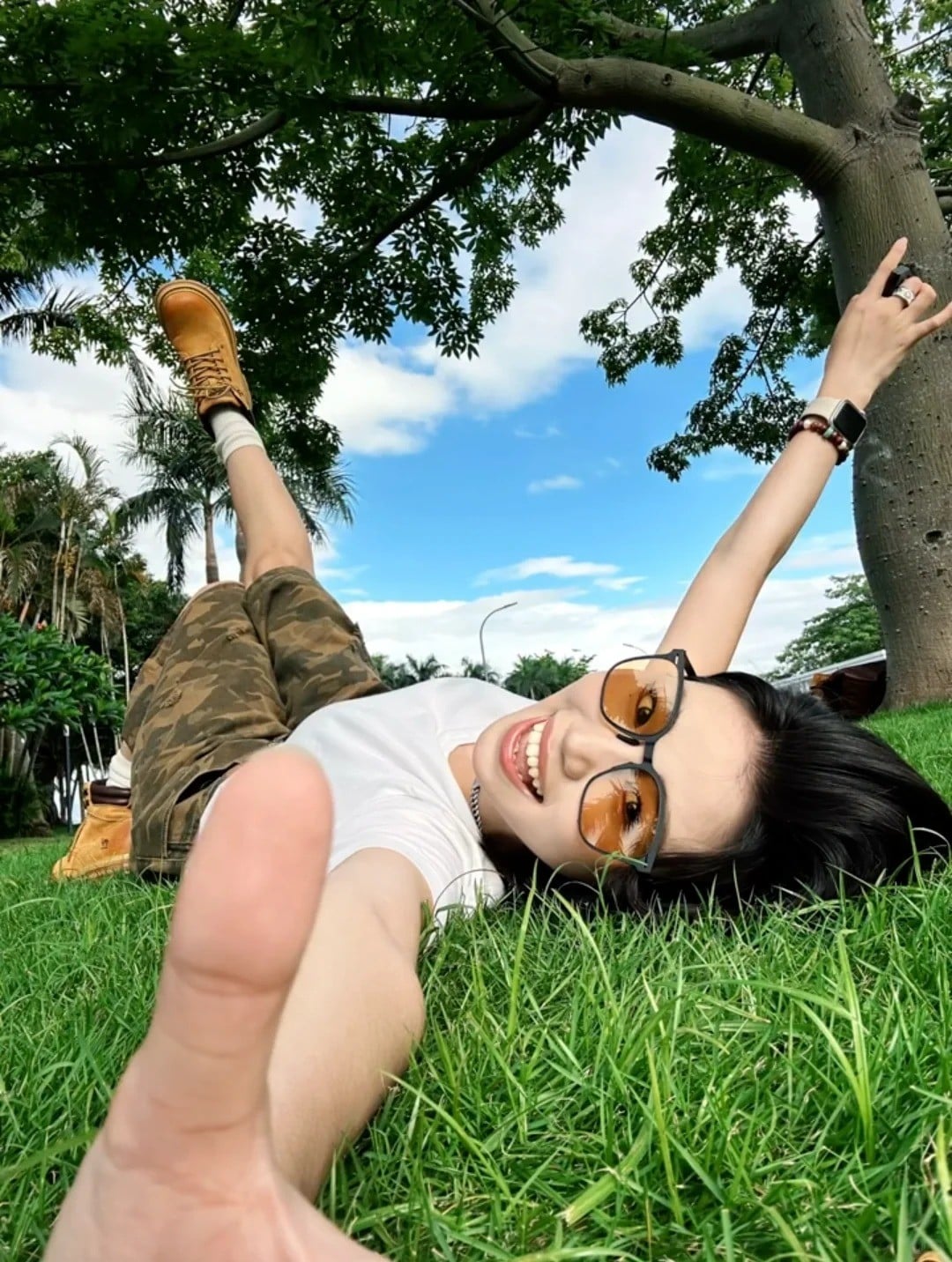 Góc nhìn của loài kiến (Worm's-eye view)