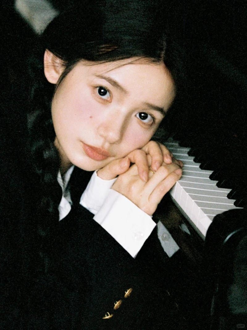 chụp ảnh với piano