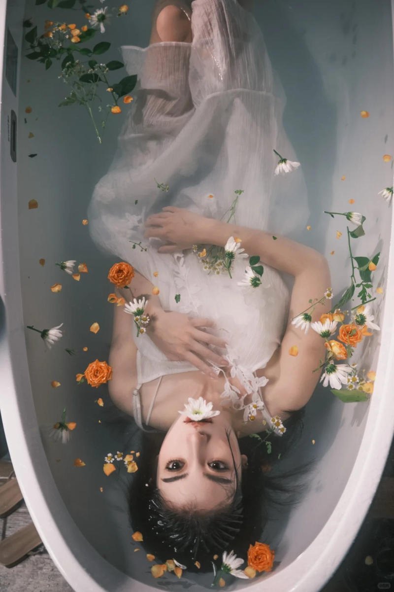 Cách tạo dáng và biểu cảm thần thái