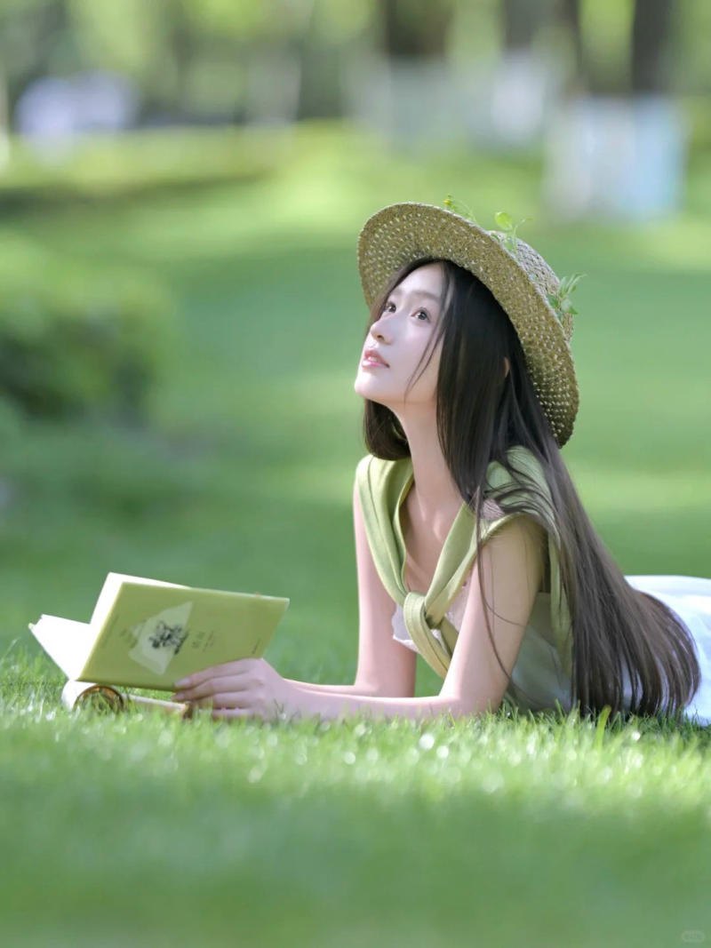 Đọc sách giữa thiên nhiên