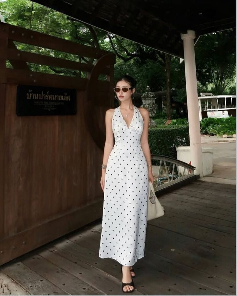 đầm maxi đi đám cưới
