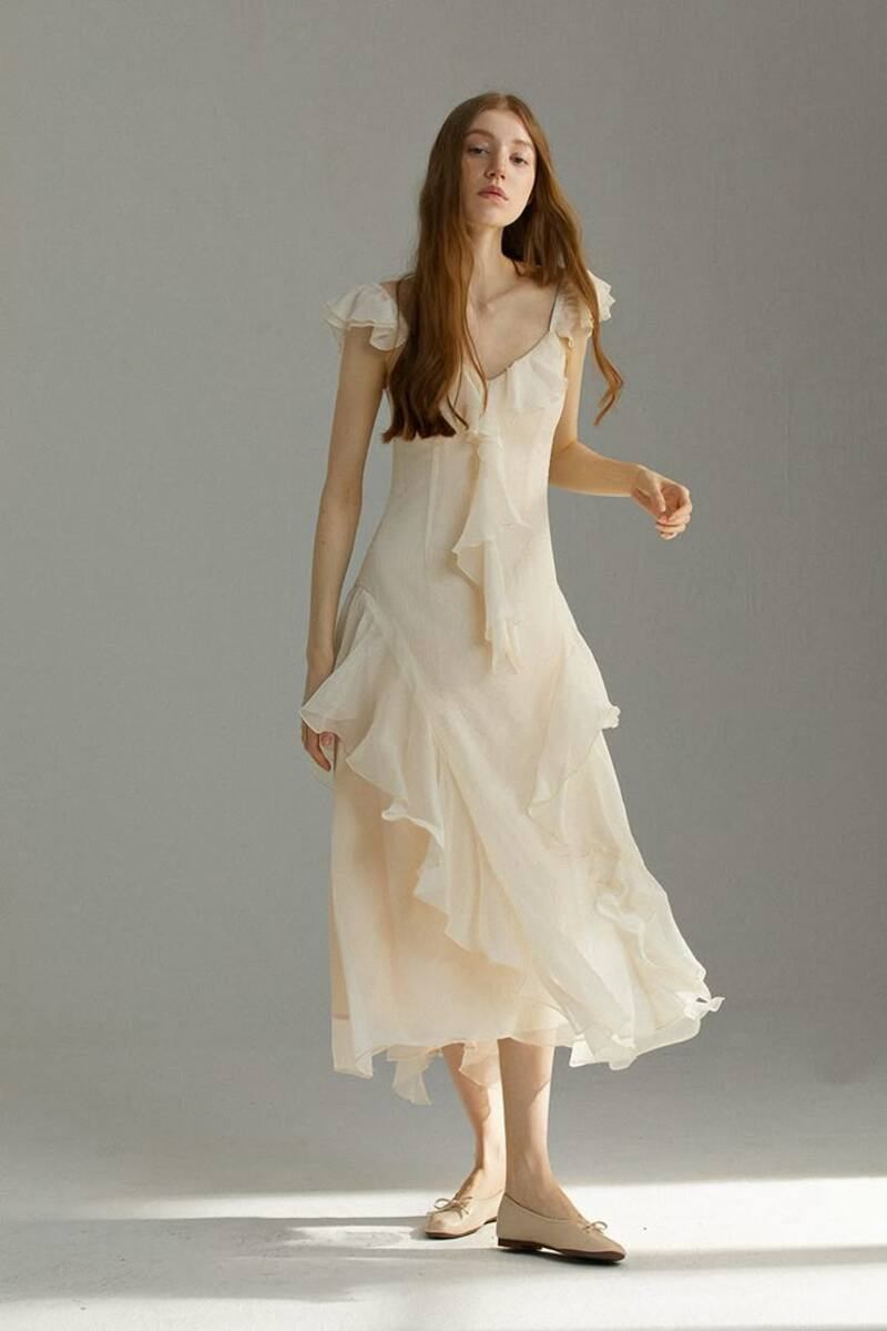 đầm maxi đi đám cưới