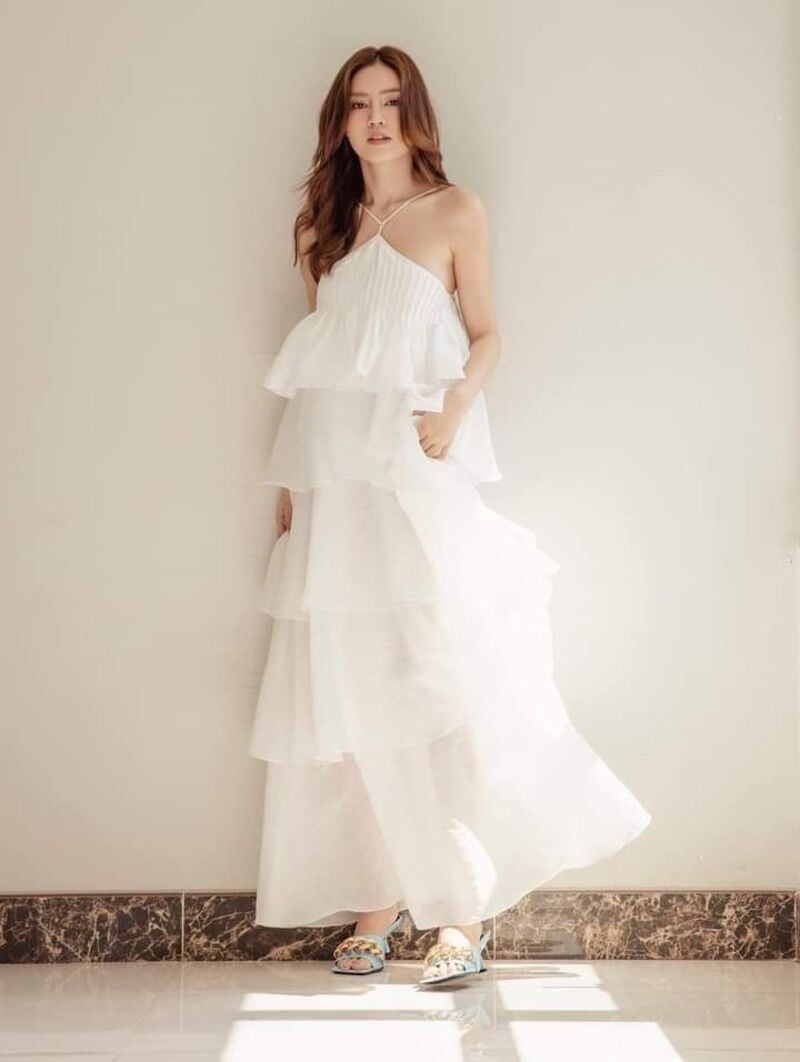 đầm maxi đi đám cưới