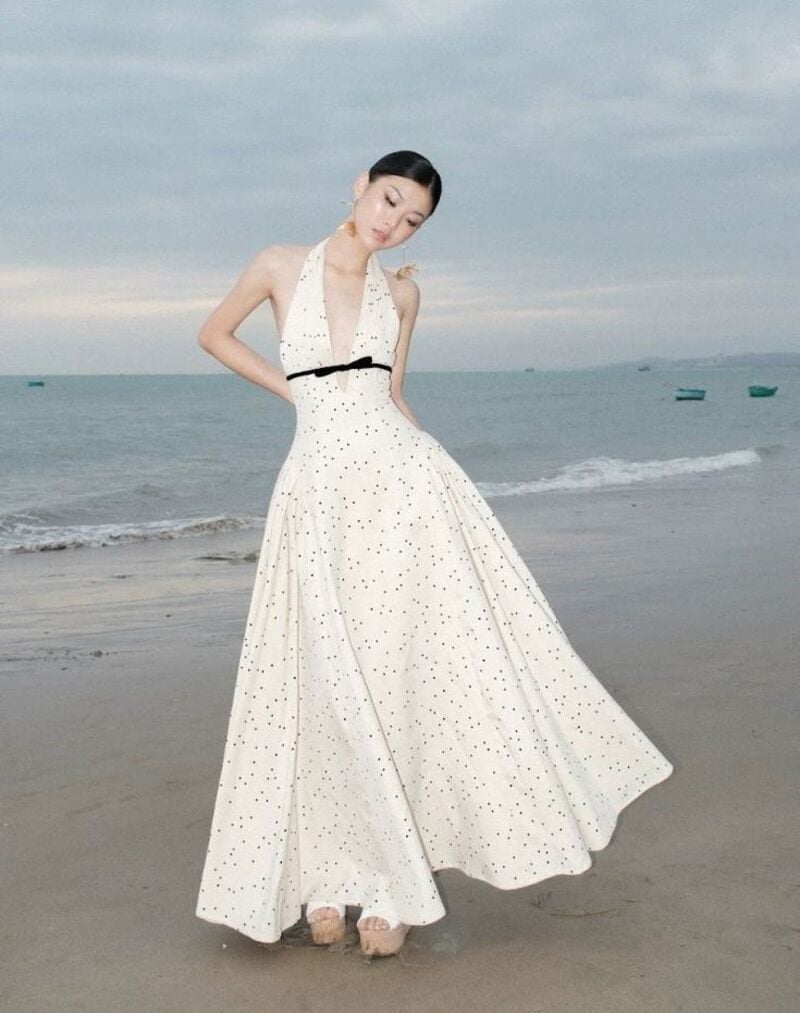 đầm maxi đi đám cưới