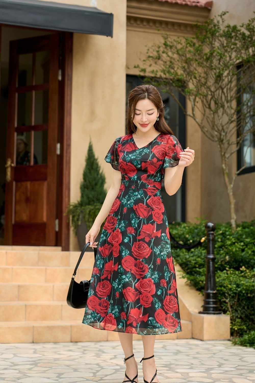 Đầm hoa hồng dáng xòe dự tiệc trung niên