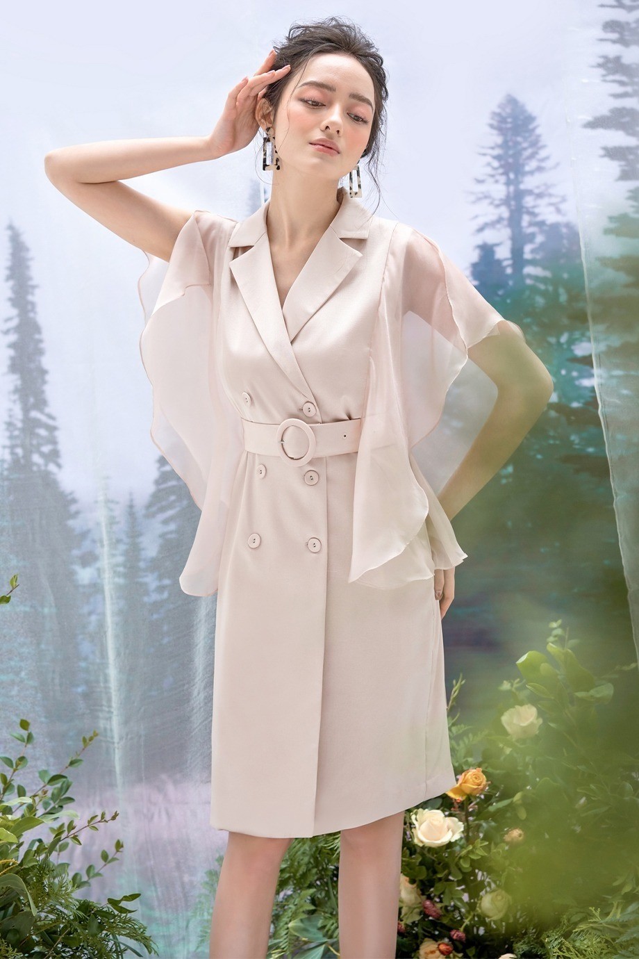 Đầm vest tay voan cánh tiên màu kem