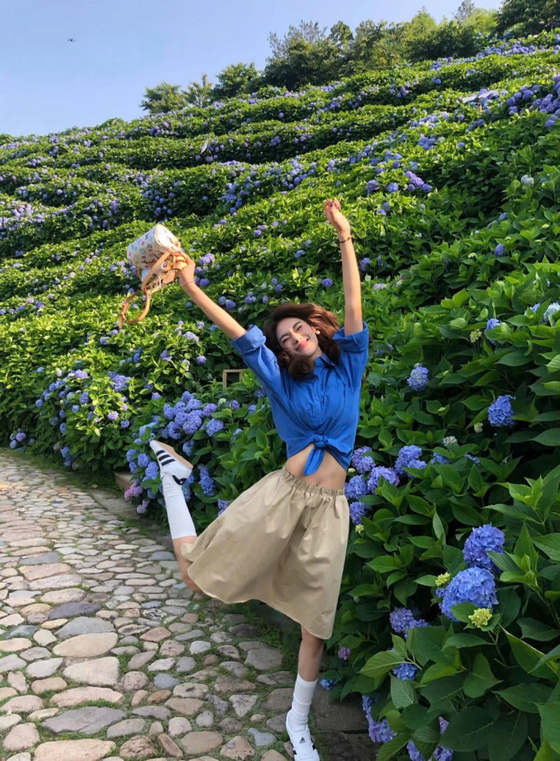 Nhảy lên vui tươi