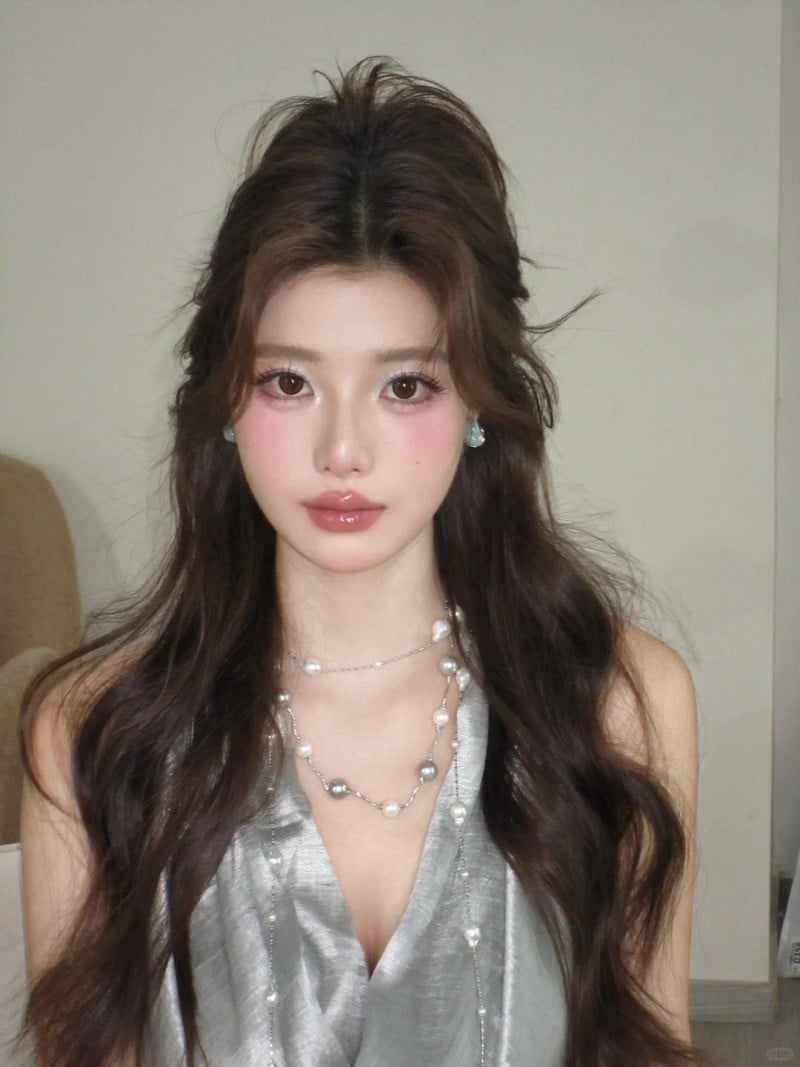 kiểu tóc đẹp đi đám cưới