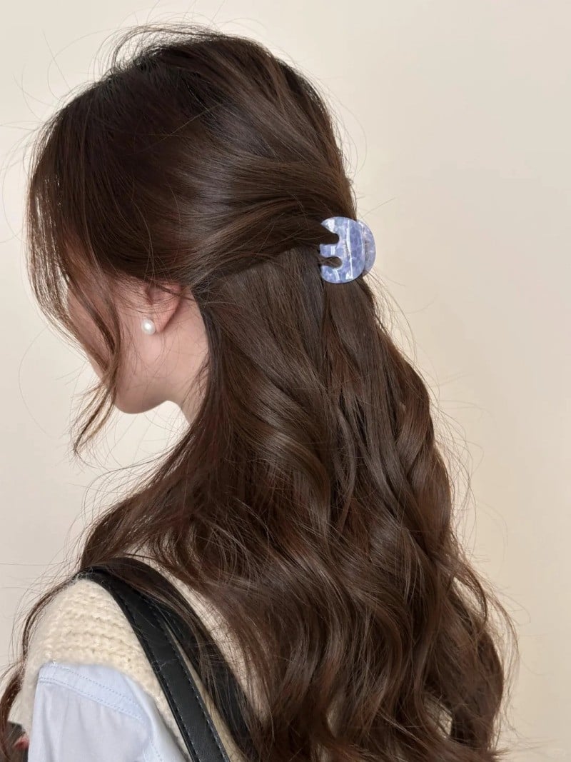 kiểu tóc đẹp đi đám cưới