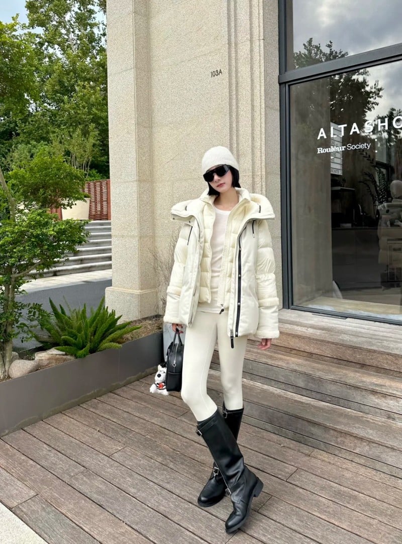 quần trắng phối với áo màu gì nữ