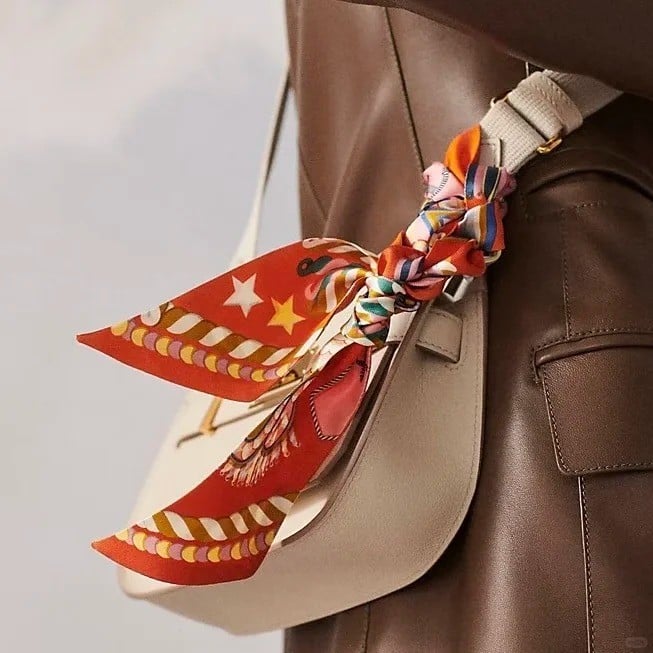 Khăn Twilly là gì?