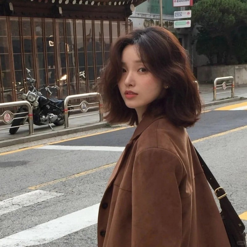 mặt vuông để tóc gì