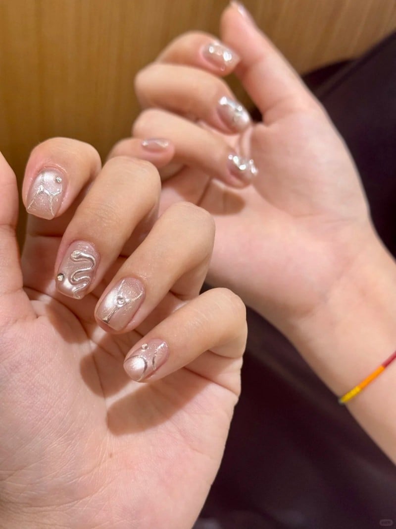 mẫu nail rắn