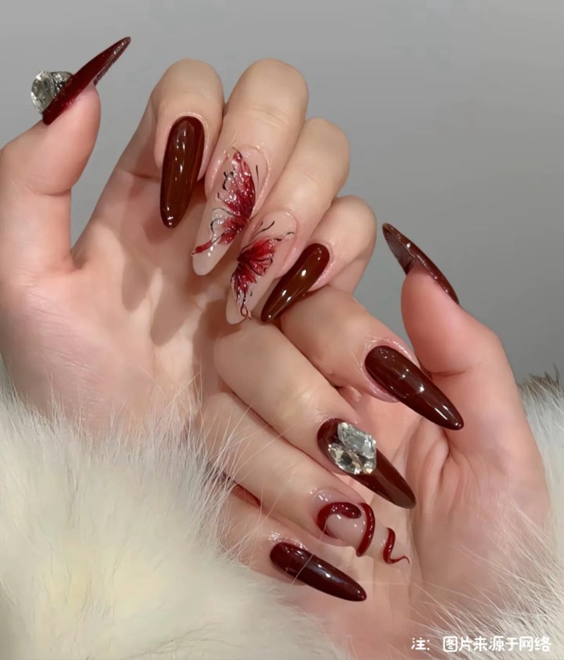 mẫu nail rắn