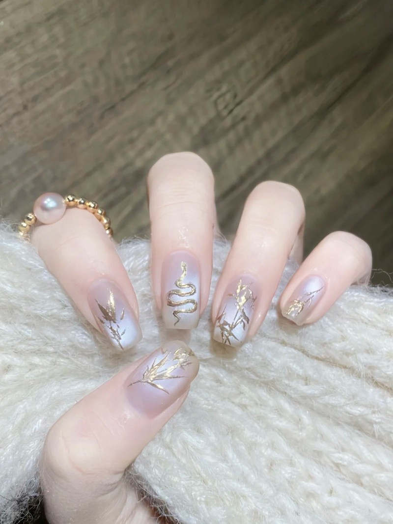 mẫu nail rắn