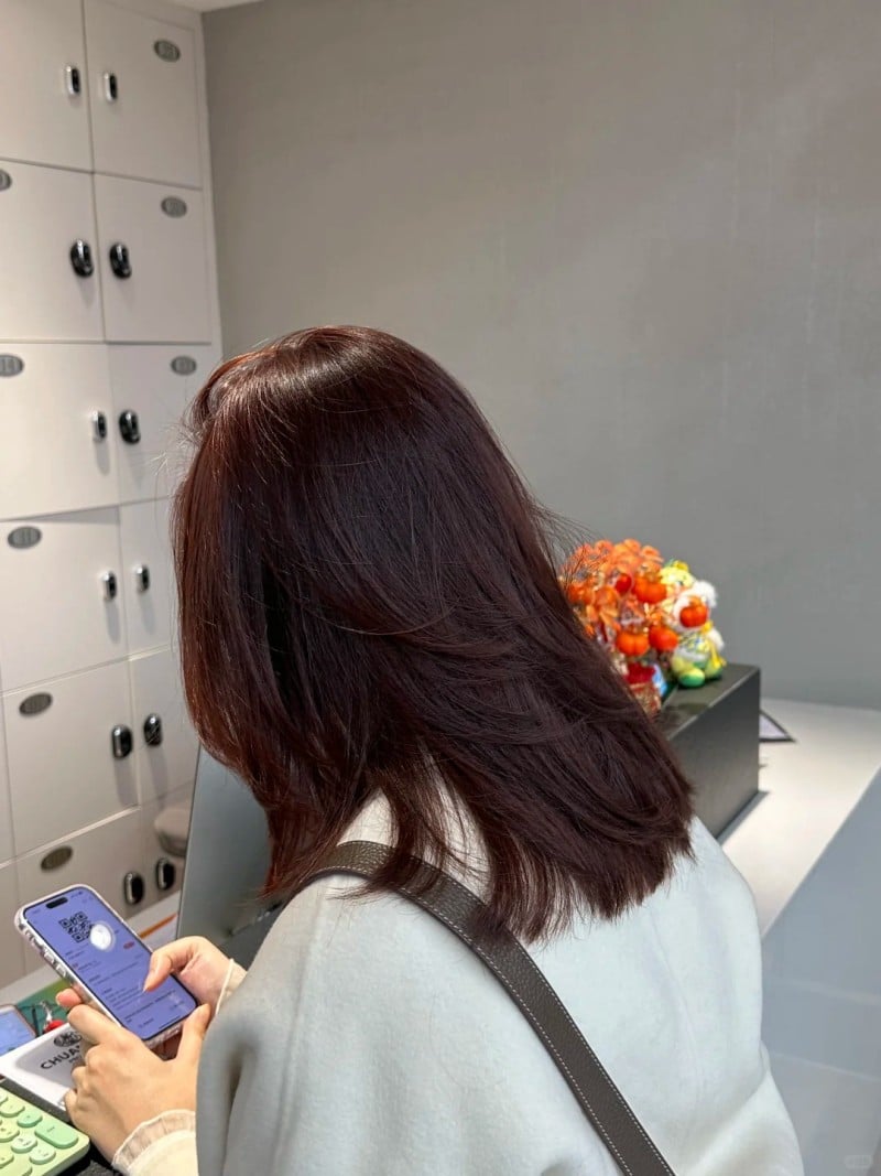 tóc màu nâu hồng trà