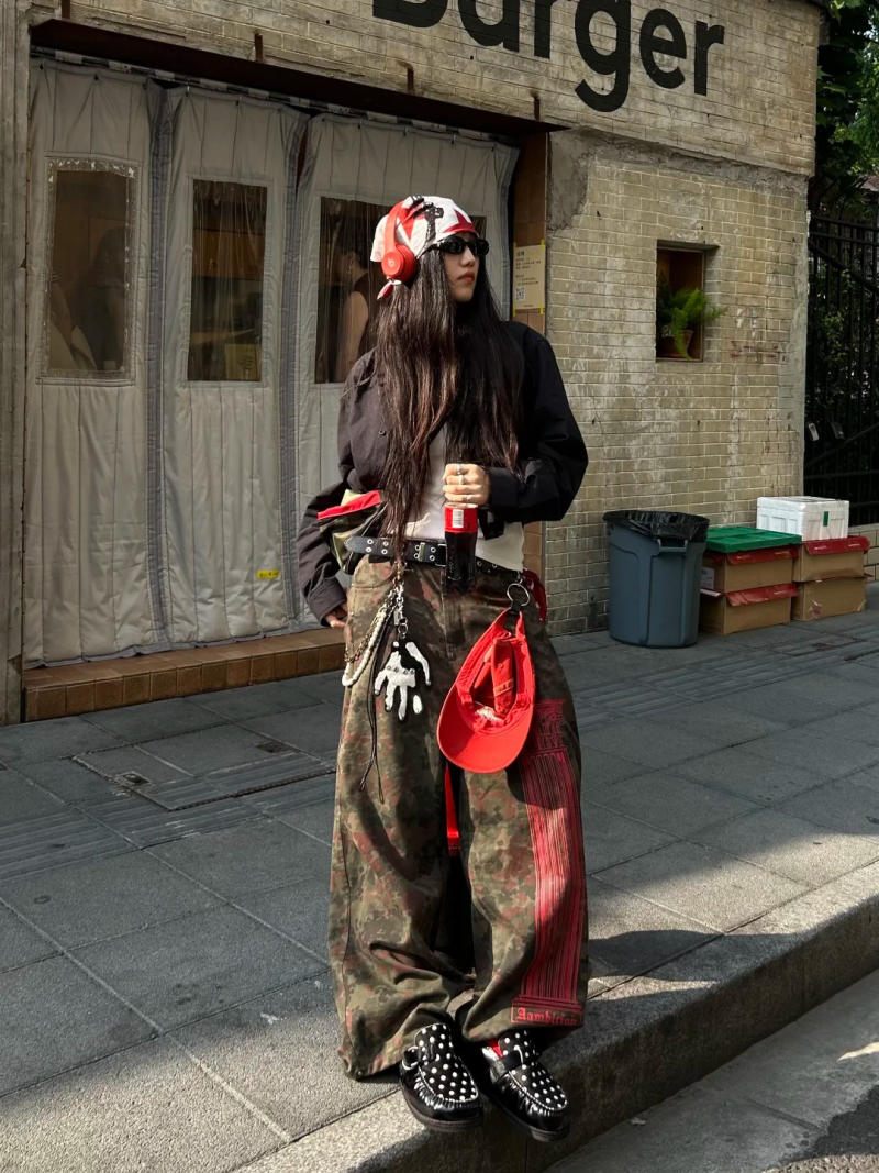 phối đồ bụi bặm cho nữ